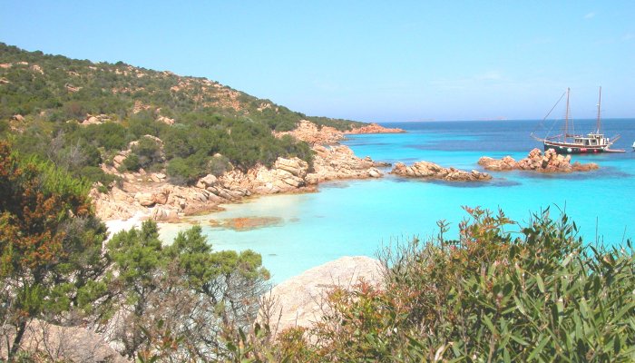 Le 5 migliori spiagge del nord Sardegna. Assolutamente da non perdere durante la vostra vacanza al mare in Sardegna!